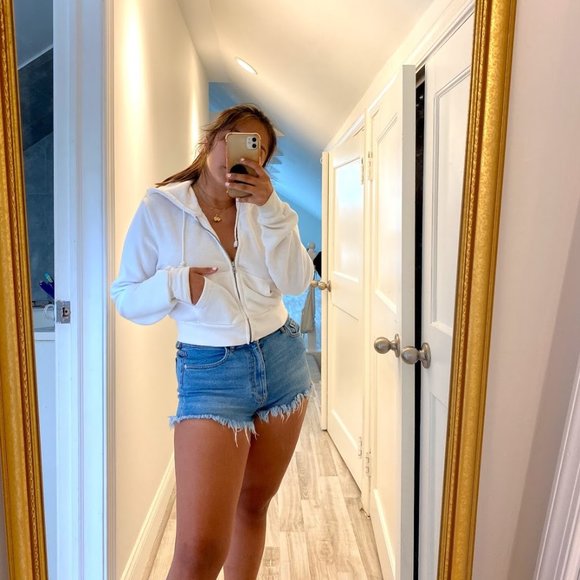 Brandy Melville Tops - BRANDY MELVILLE Cropped Zip-Up Hoodie in WHITE
